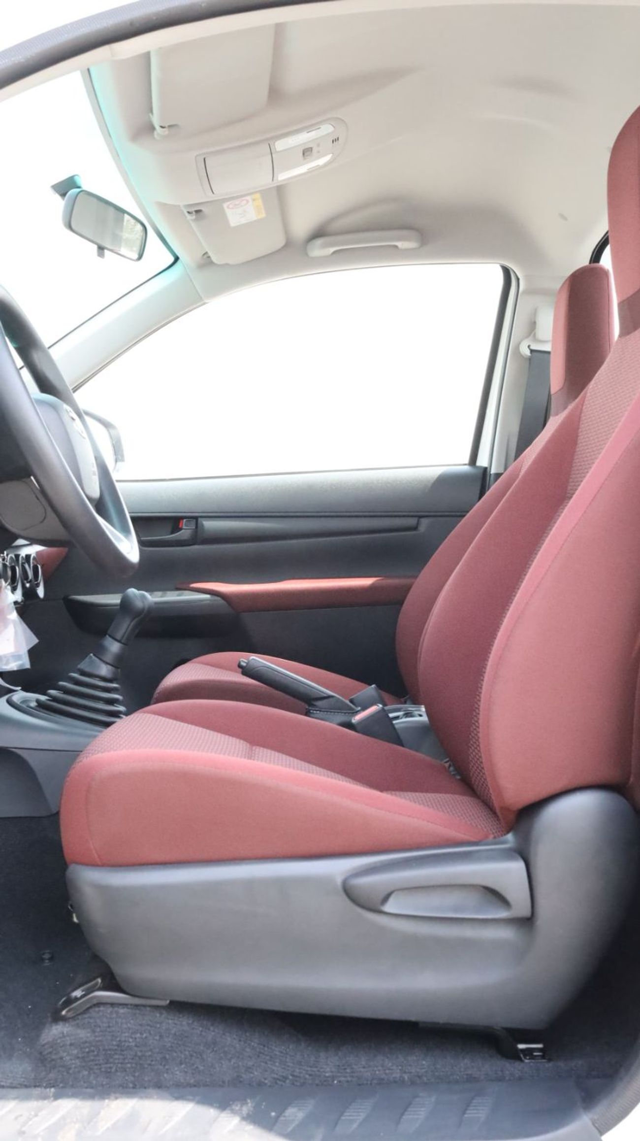 Toyota Hilux GL 2 Limited 2.7L single cabin 2.7L