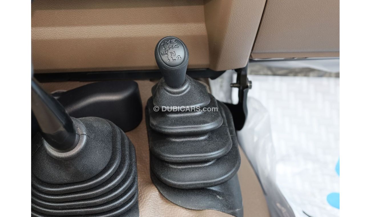 Toyota Land Cruiser 70 70 Series | 4x4, V6, 4.0L, 3Door | GCC