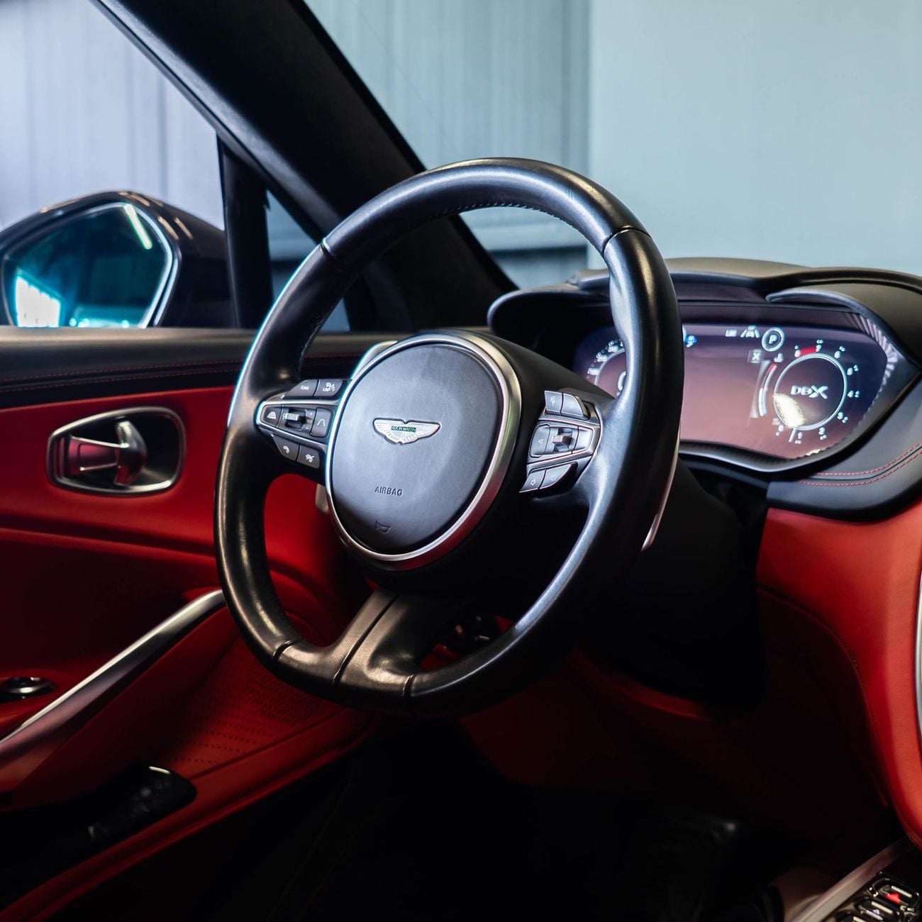 أستون مارتن DBX AED 8,336 P.M • 0% Downpayment • Aston Martin DBX • Agency Warranty and Service Package