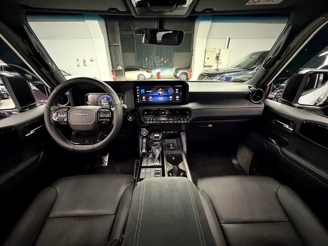 Toyota Prado GXR 2.7L (164 HP) 4WD (7 Seater)