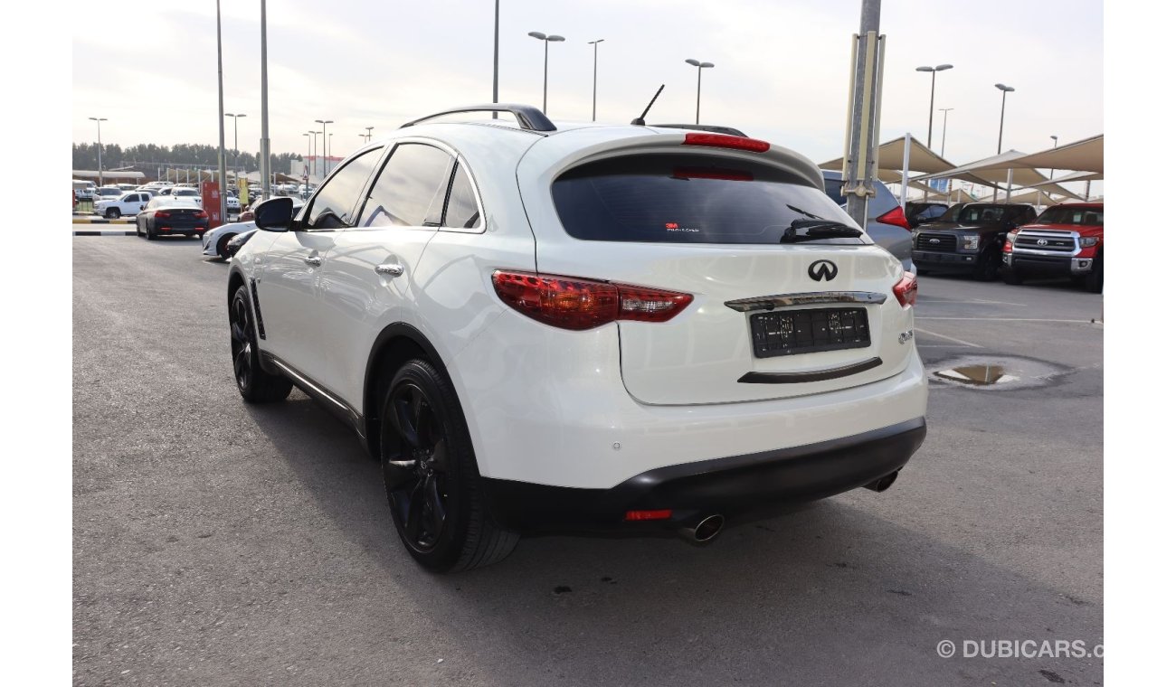 Infiniti QX70 Sport Luxury Infiniti QX70s 2016 GCC