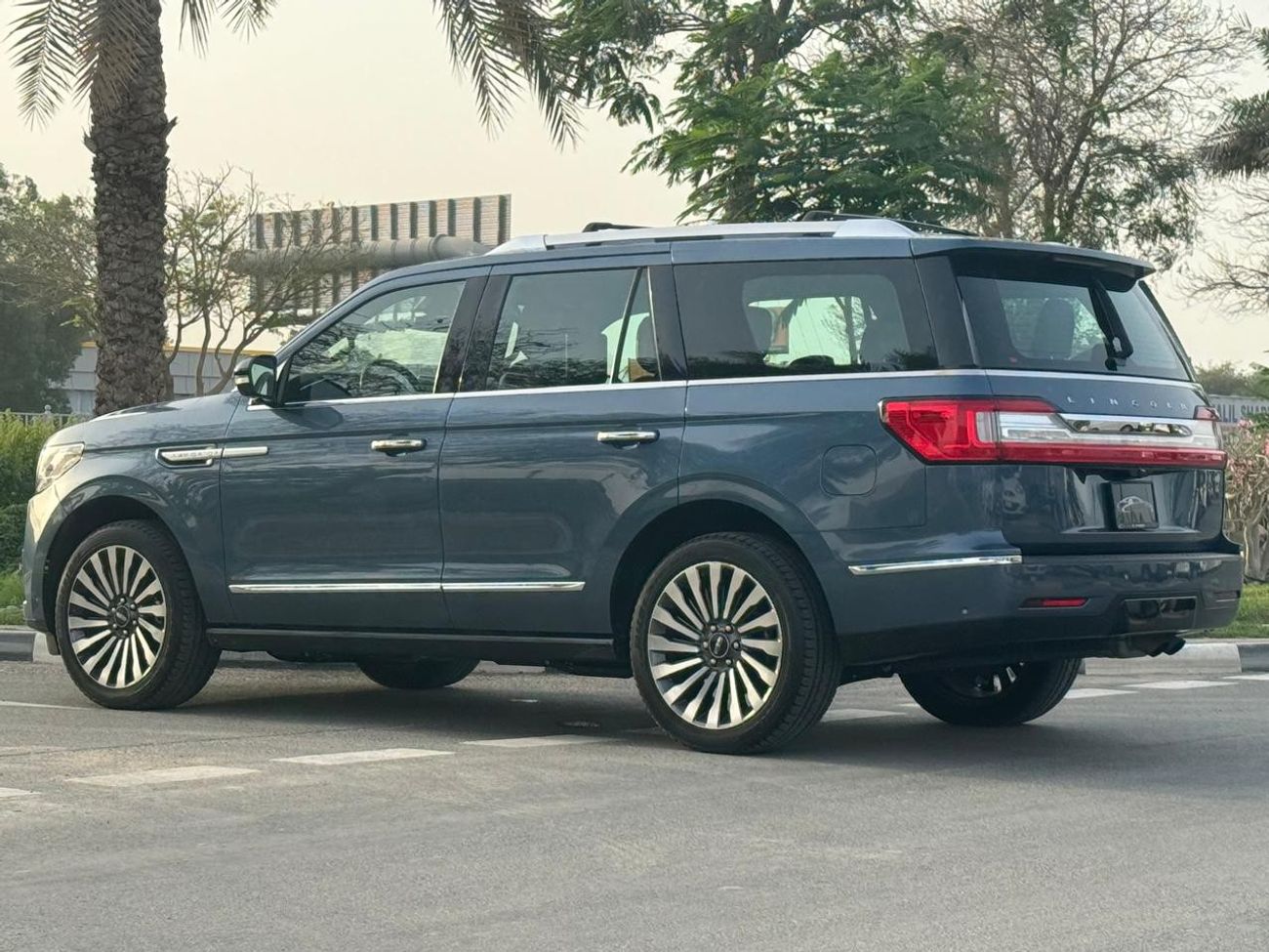 Lincoln Navigator Reserve LINCOLN NAVIGATOR 2018 GCC FULL SERVICE HISTORY