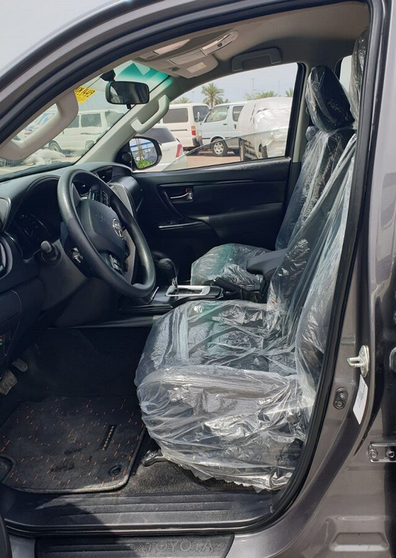 Toyota Fortuner 2.7L 4WD PETROL (USED)