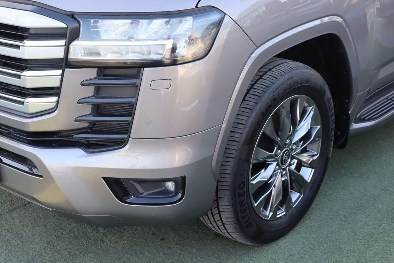 تويوتا لاند كروزر GXR4 3.5L Toyota Land Cruiser GX.R Twine Turbo/ 2022 / GCC / Full Service