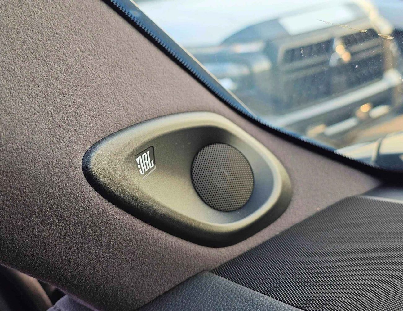 تويوتا لاند كروزر GXR | FULL OPTION | 3.3L V6 DIESEL | BIG DVD | JBL SPEAKERS (CODE#69006)