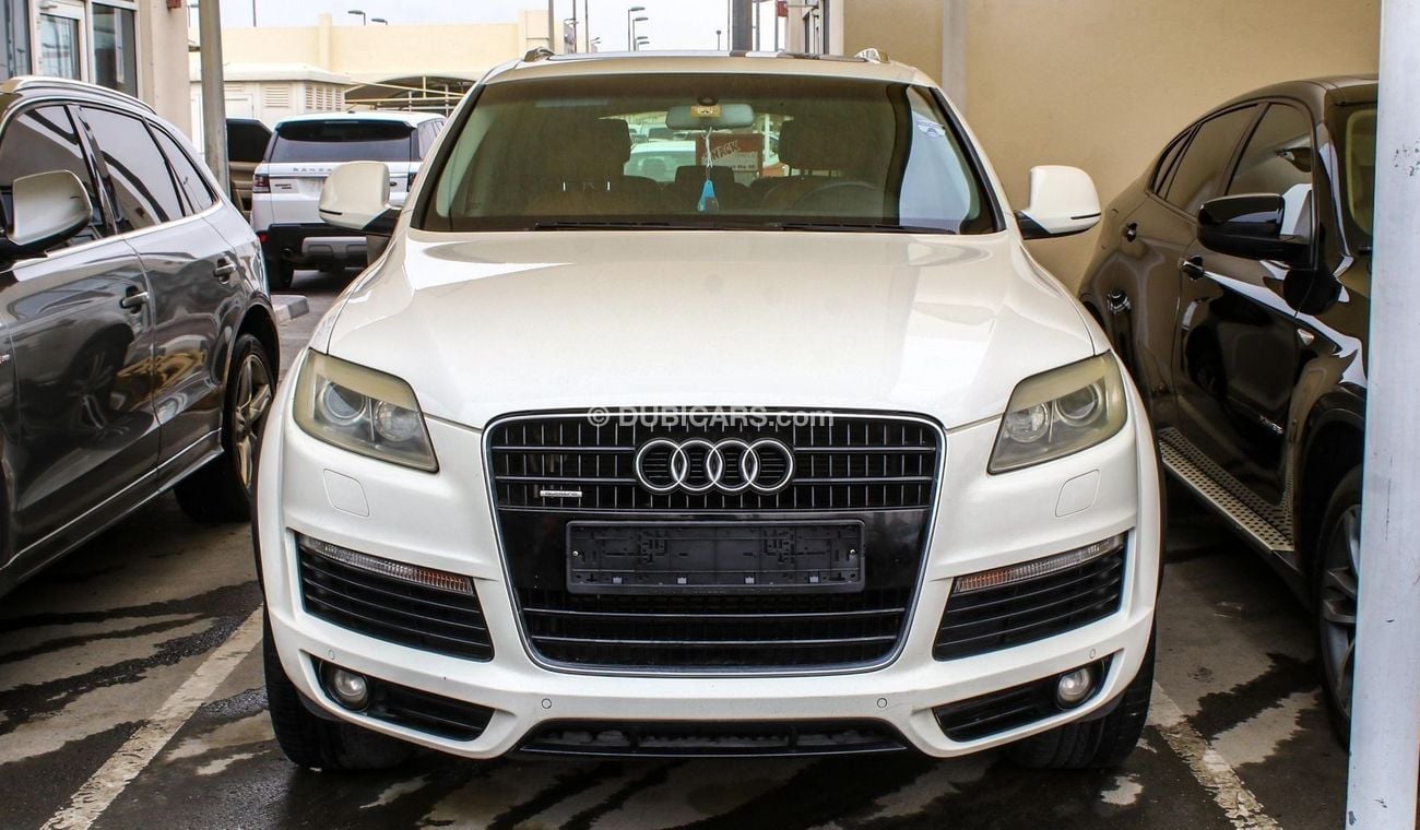 Audi Q7 V6, original paint, first owner, like new