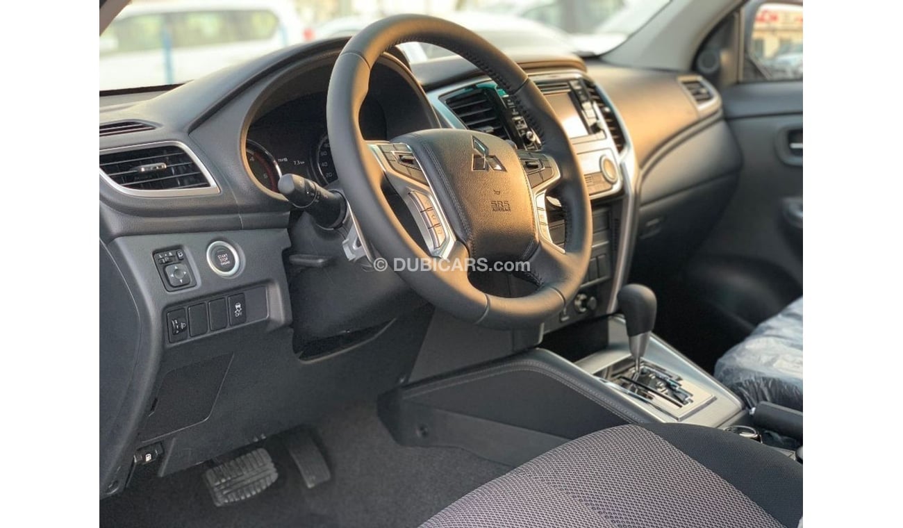 Mitsubishi L200 Sportero DC 4×4 2.4L Diesel