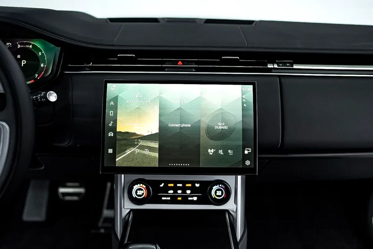 Land Rover Range Rover Autobiography SV 5.0L MIDDLE EAST SPECS | SV P530 | REAR TVS | LEG REST TWO TONE INTERIOR