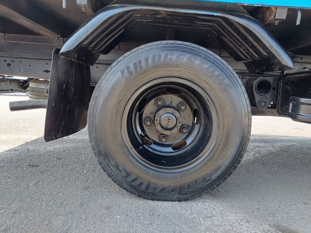 ميتسوبيشي فوسو كانتير MITSUBISHI CANTER TRUCK RHD 1997  MODEL 4.5 L DIESEL MANUAL(PM23164)