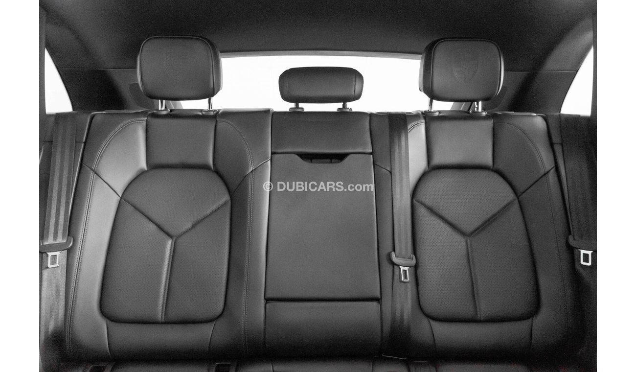 Used Porsche Macan 2.0L turbocharged 2.0 2018 for sale in Dubai 619756