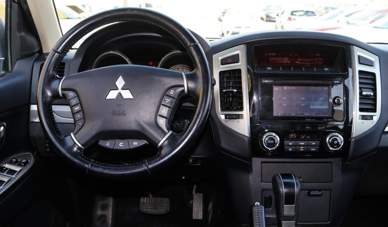 Mitsubishi Pajero GLS V6