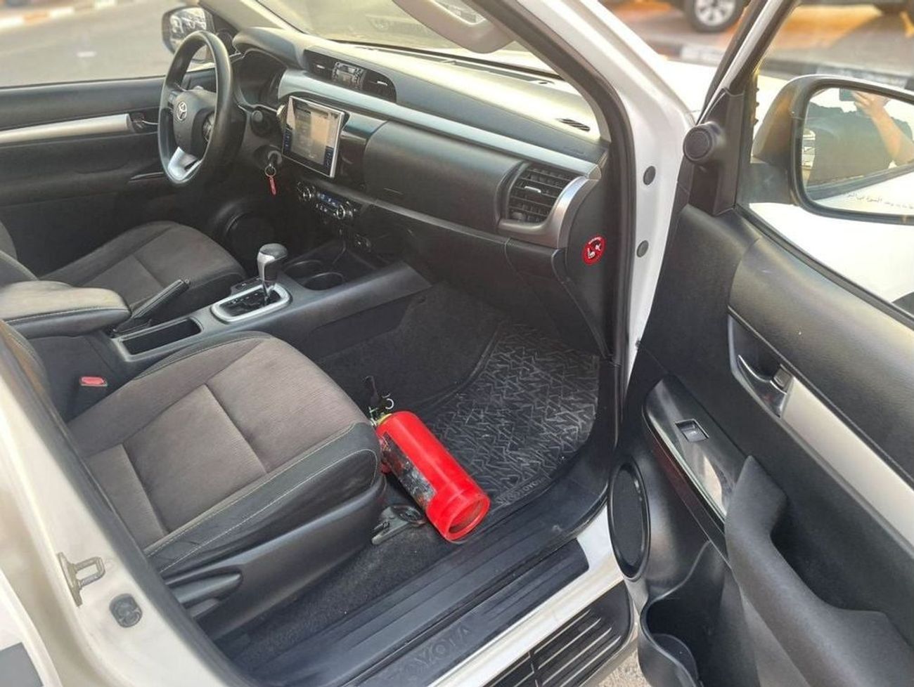 تويوتا هيلوكس 2017 Toyota Hilux GLX 2.7L V4 - AWD 4x4 - Full Option SR5 Edition Rear CAM / AC - Rims With Side Ste