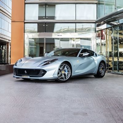 فيراري 812  سوبرفاست 2018 FERRARI 812 SUPERFAST DONE ONLY 5000KM