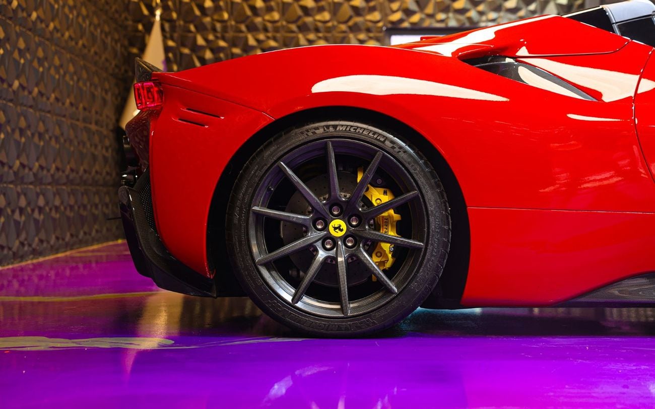Ferrari SF90 Ferrari SF90 Spider 2024 | Service + contact | Finance available