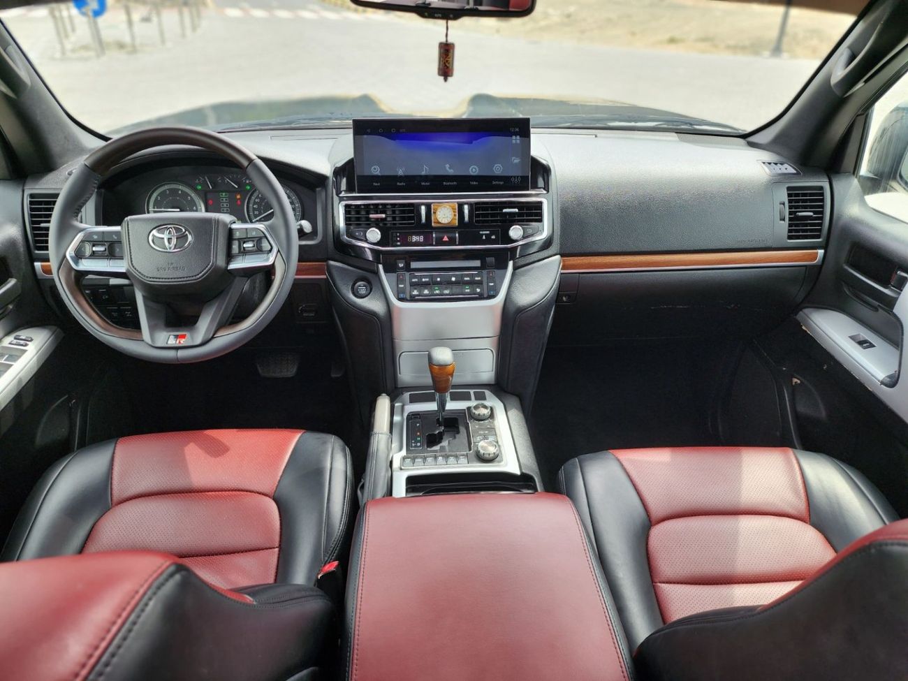 تويوتا لاند كروزر GX.R V6 upgrade 2022