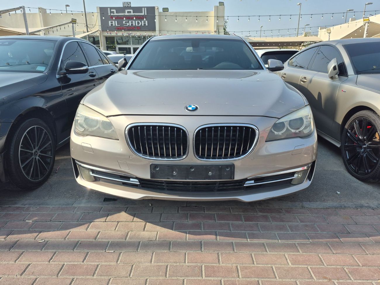 بي أم دبليو 730Li Executive 4.0L (5 Door)