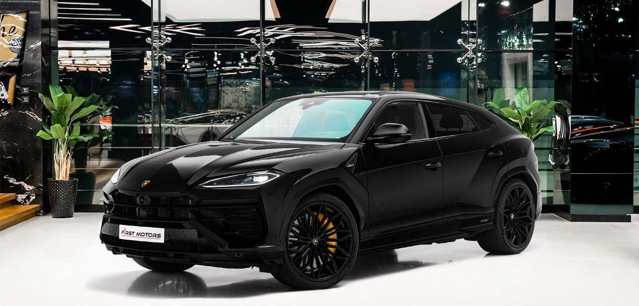 لامبورغيني اوروس 4.0L V-8 Twin-Turbocharged Engine + eMotor