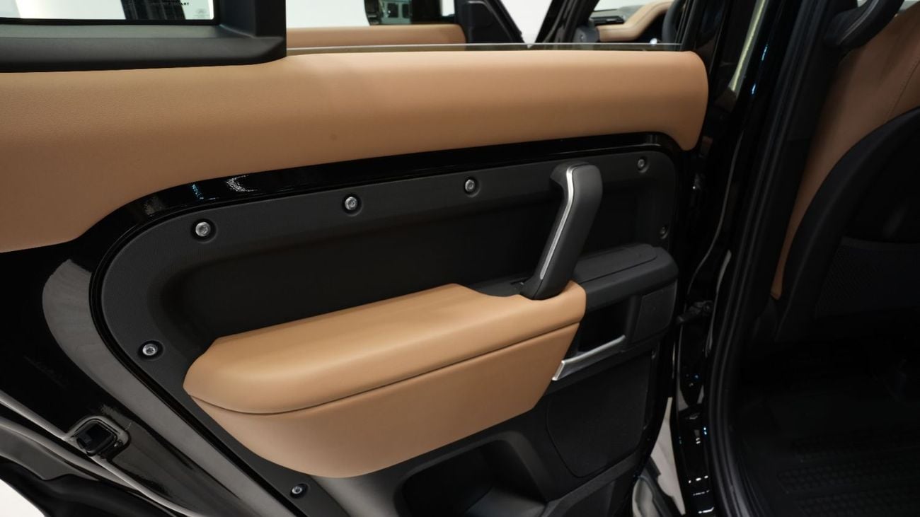 Land Rover Defender 2026 | BRAND NEW | LAND ROVER DEFENDER - 110 X-DYNAMIC HSE | 0 KM MILEAGE | GCC SPECS