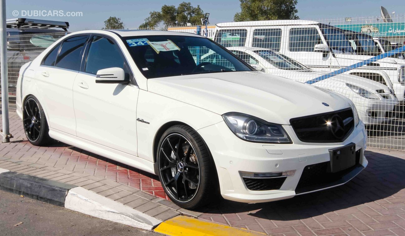 Mercedes-Benz C 63 AMG