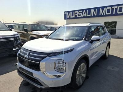 Mitsubishi Outlander Outlander P Line 2.5L 2026 White Petrol (Export Only)