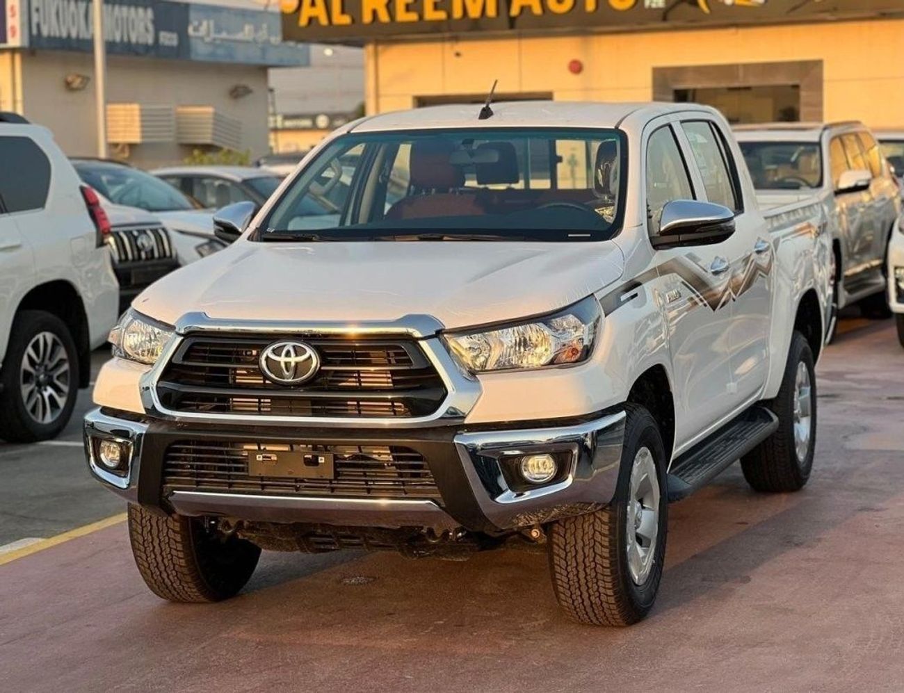 تويوتا هيلوكس TOYOTA HILUX 2.4 DIESEL 4WD 4DOORS 2024