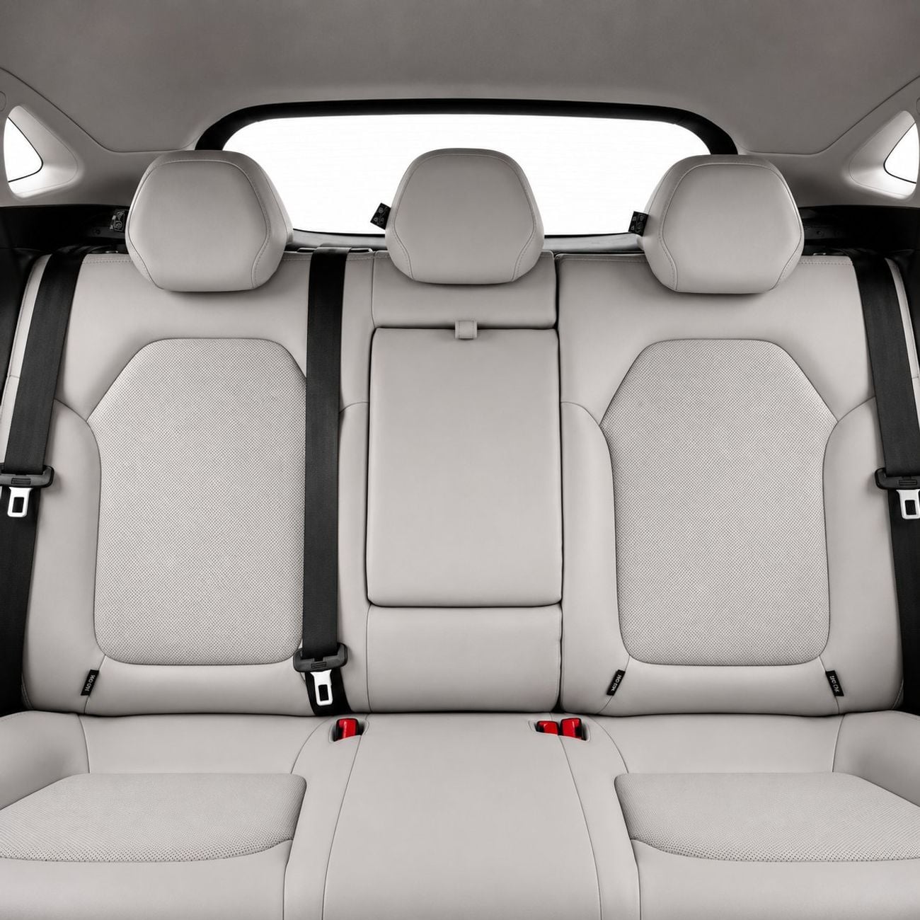 JAC J7 LUXURY AED 669 P.M • 0% Downpayment • JAC J7 • 1 Year Warranty