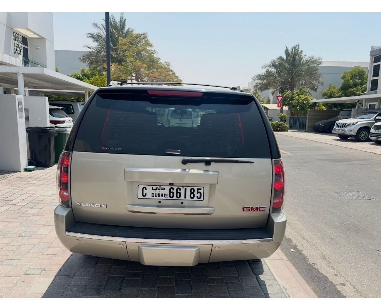 GMC Yukon DENALI