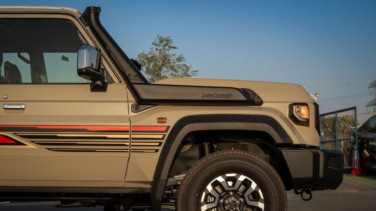 Toyota Land Cruiser Pick Up LC79 DC 2.8L T/DSL LX-Z1 A/T 2025YM