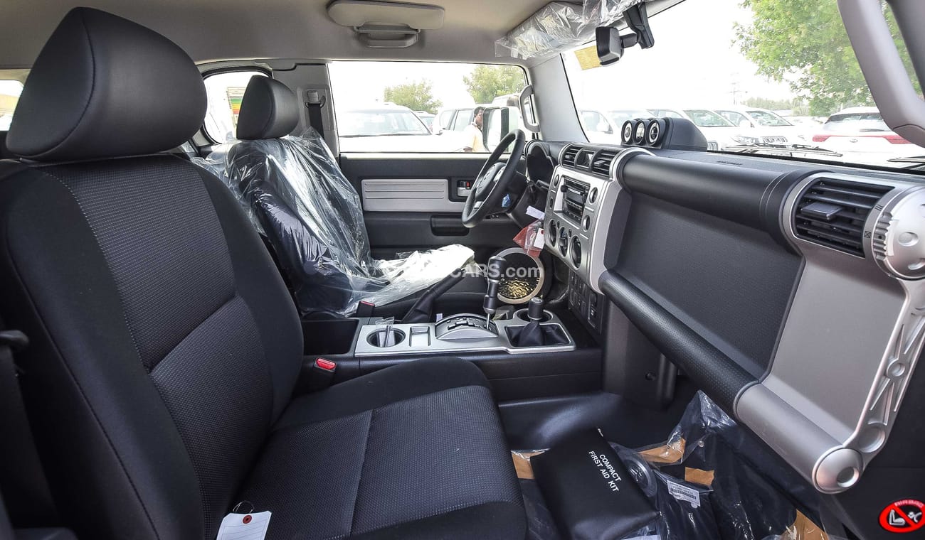 تويوتا إف جي كروزر 6 CYLINDER 4.0