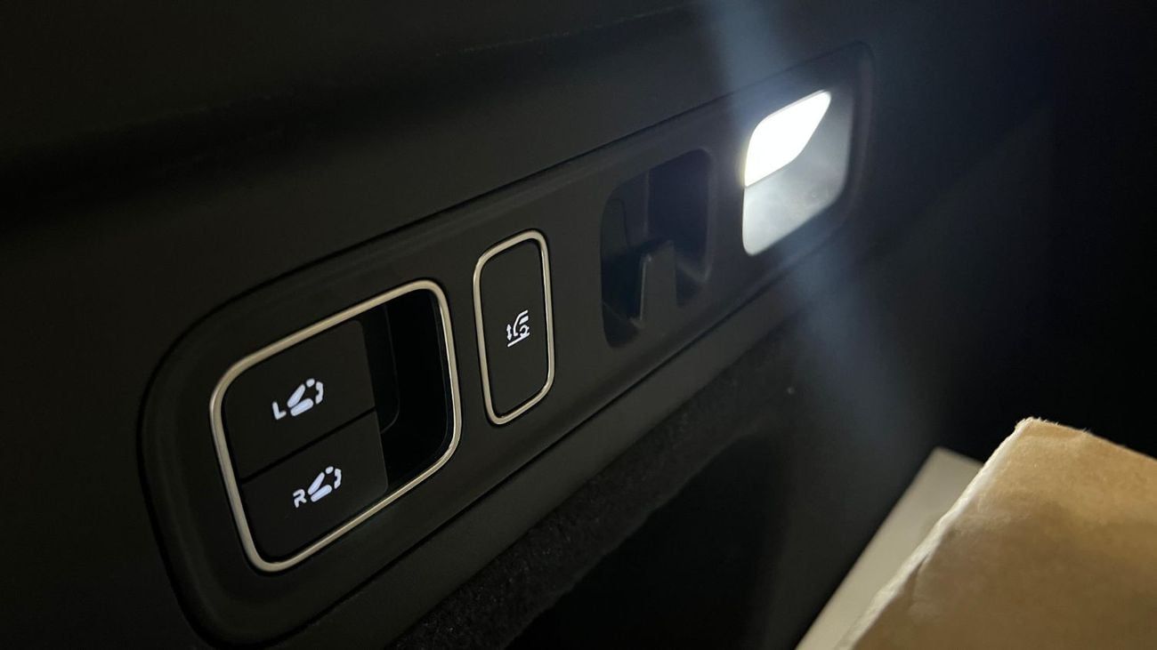 لي اوتو L7 Li Auto L7 5 Seater