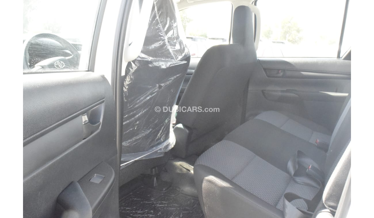 تويوتا هيلوكس محرك سعة 2.4 لتر 4 سلندر ، ناقل الحركة اليدوي موديل 2020 من ديزل فقط للتصدير