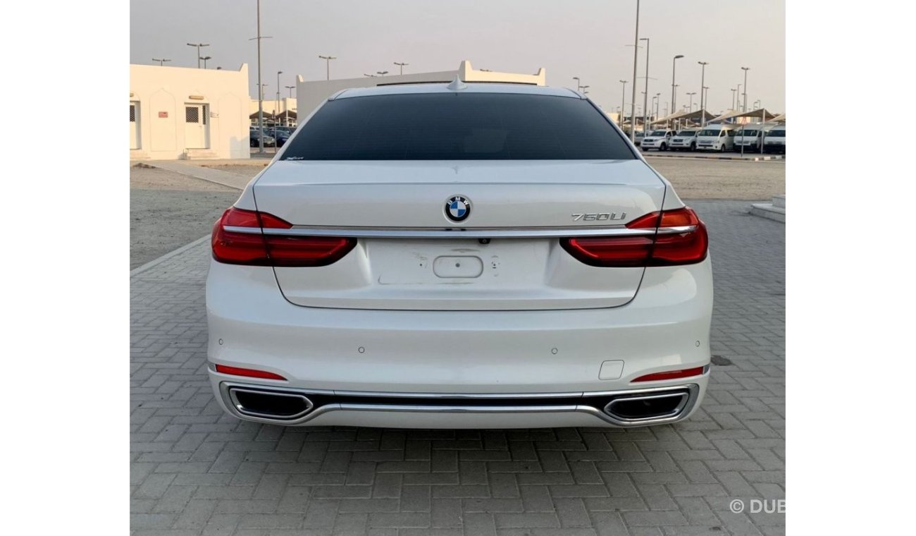 بي أم دبليو 750 BMW 750 Li / FULL OPTION /  2016 M / V8 / GCC / CONTACT US