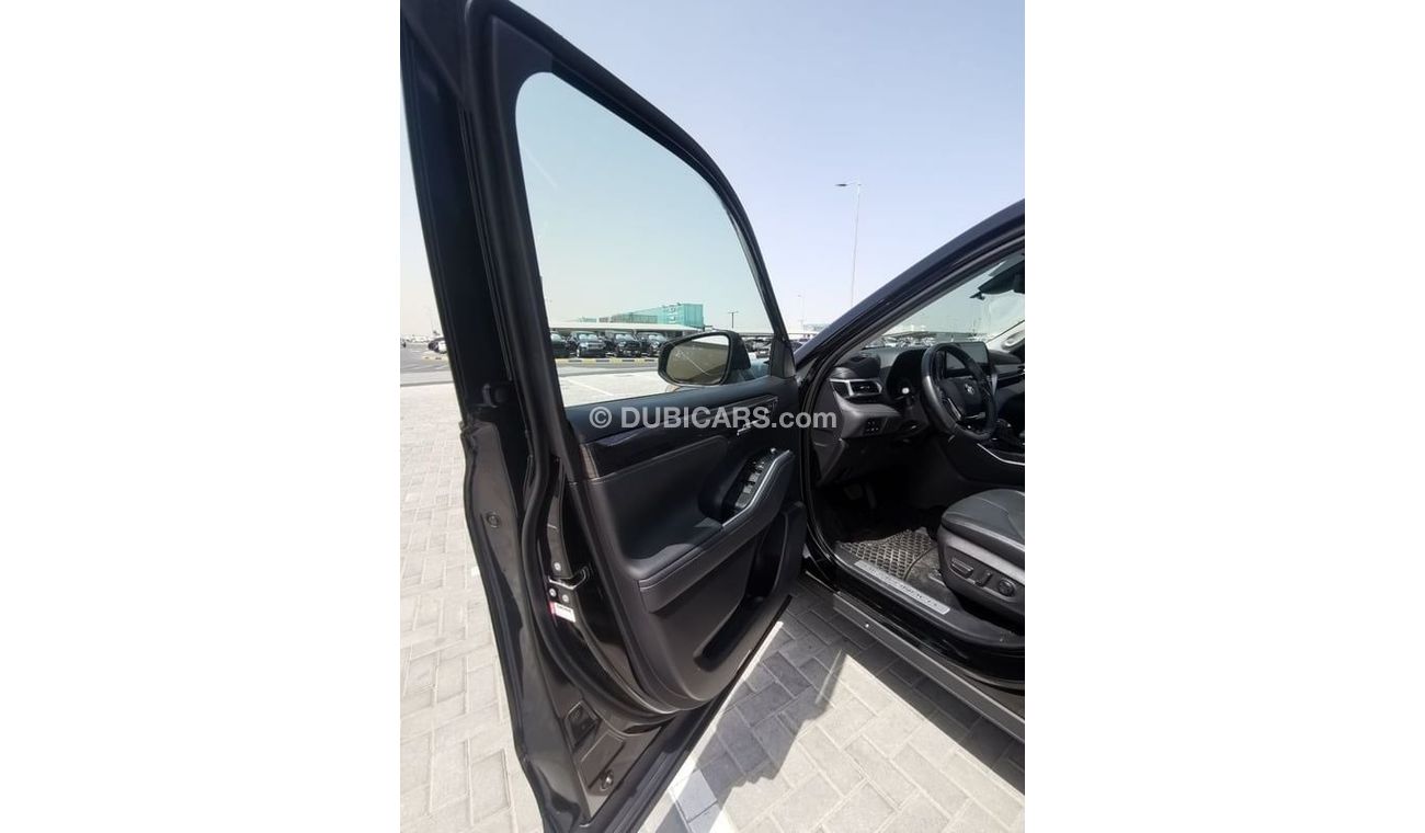 Toyota Highlander TOYOTA HIGHLANDER PLATINUM -2021 BLACK