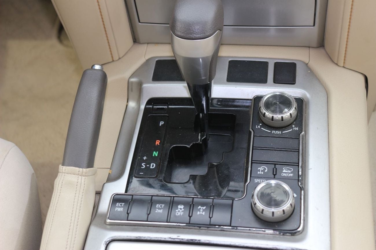 Toyota Land Cruiser GXR2 4.5L
