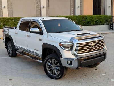 Toyota Tundra 4Wd Truck Sr5 White 5.7L V8 Excellent Condition