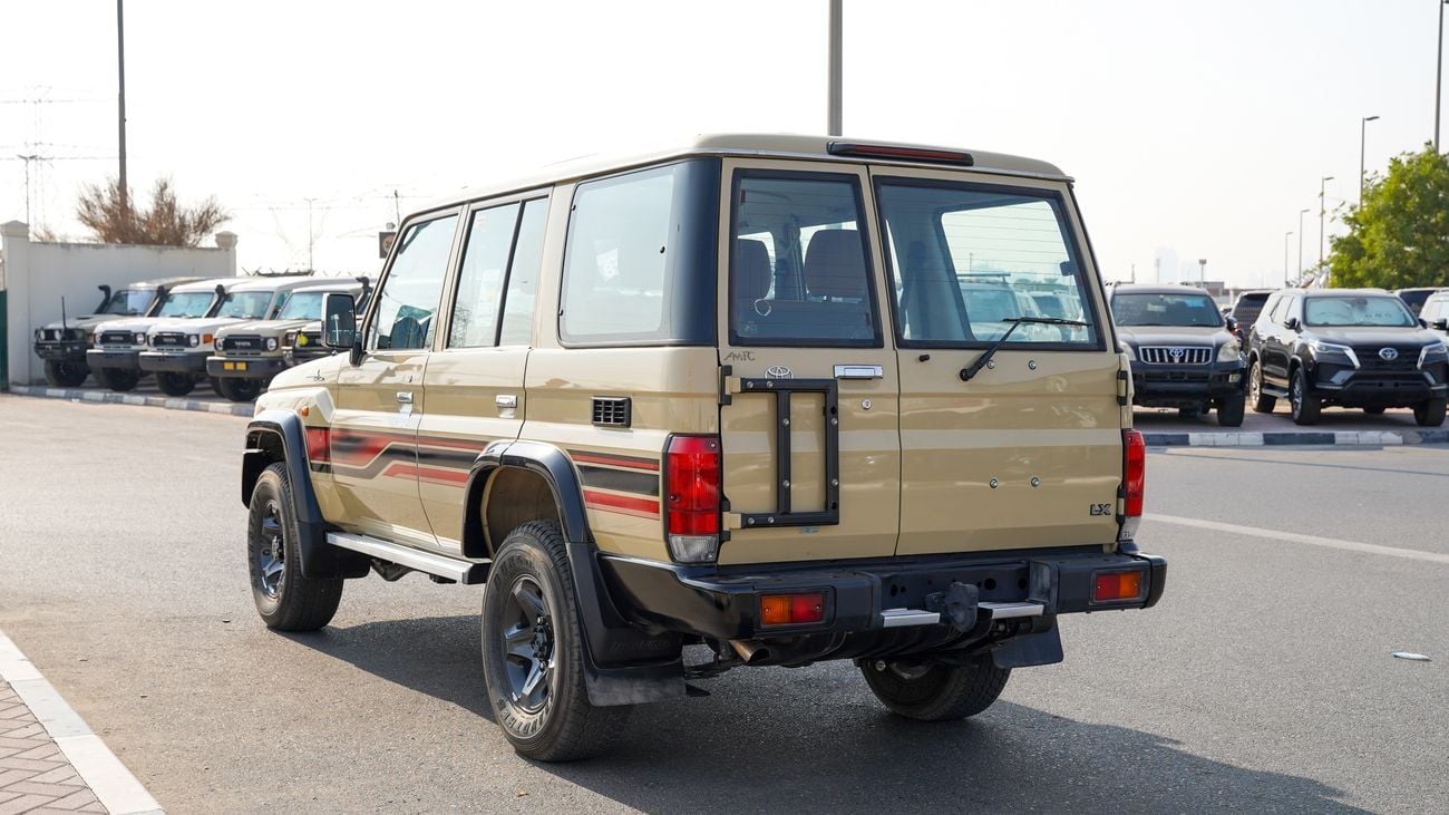 Toyota Land Cruiser 70