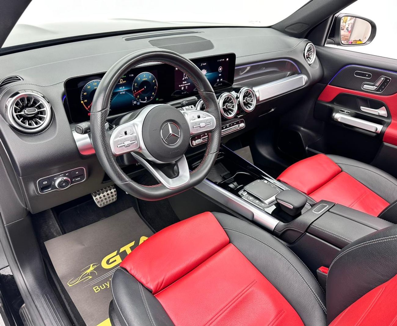 Mercedes-Benz GLB 250 2021 Mercedes-Benz GLB 250 4Matic, June/2026 Mercedes Warranty, Mercedes Full Service History, GCC