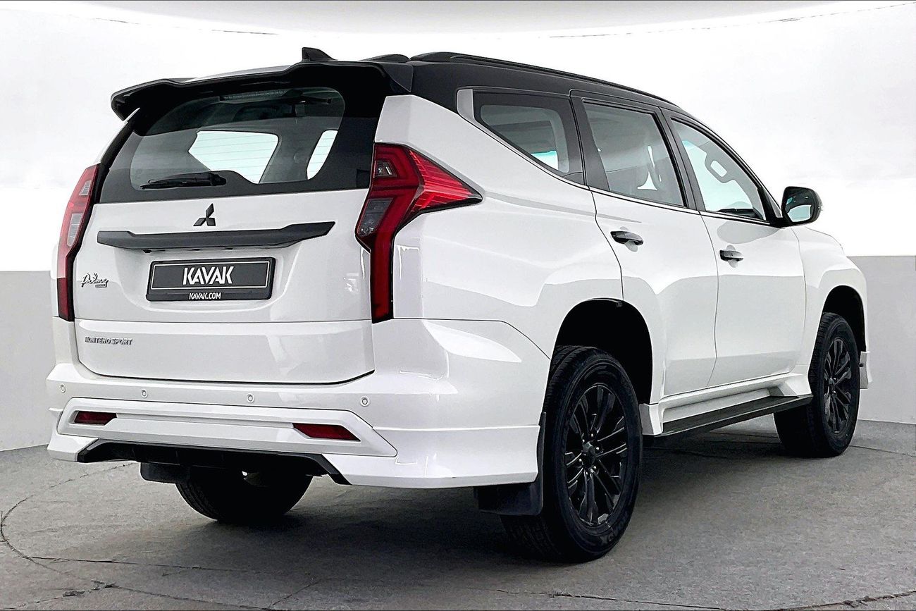 ميتسوبيشي مونتيرو سبورت Prime Edition | Carnival Sale • UP TO AED 20,000 OFF | شامل الضمان | 0 ﺪﻔﻋﺓ ﺃﻮﻟﻯ