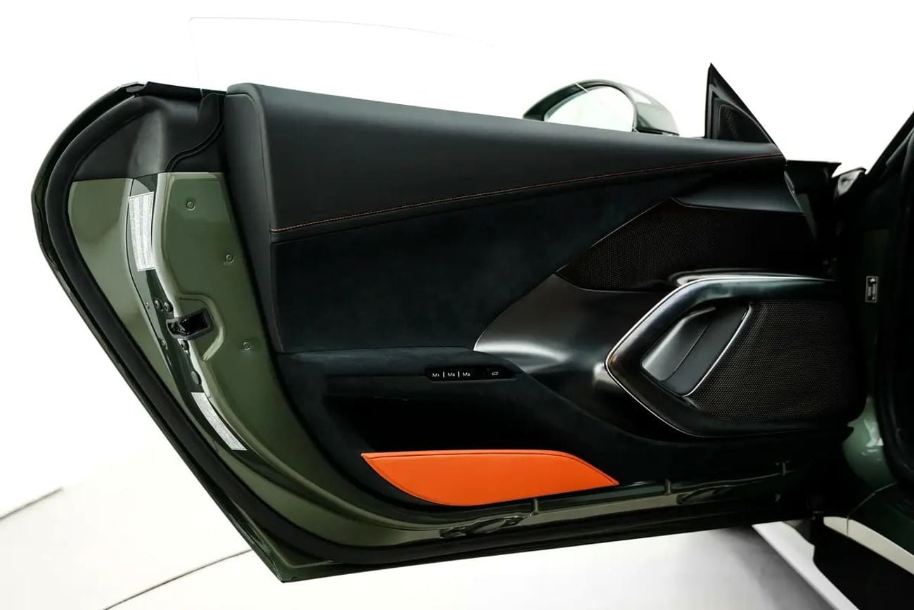 Ferrari 12Cilindri WITH 7 YEARS SERVICE CONTRACT