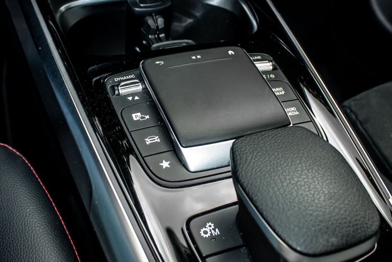 مرسيدس بنز GLB 35 AMG