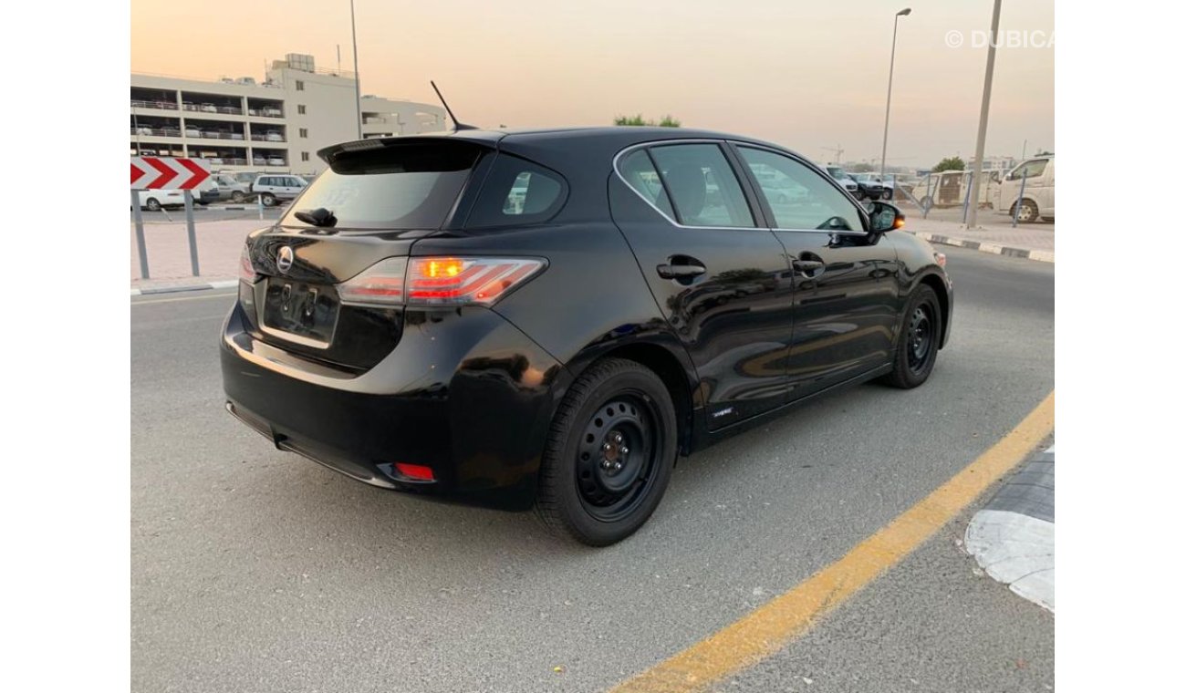 لكزس CT 200h F-SPORTS LIMITED HYBRID ENGINE 1.8L V4 2011 AMERICAN SPECIFICATION