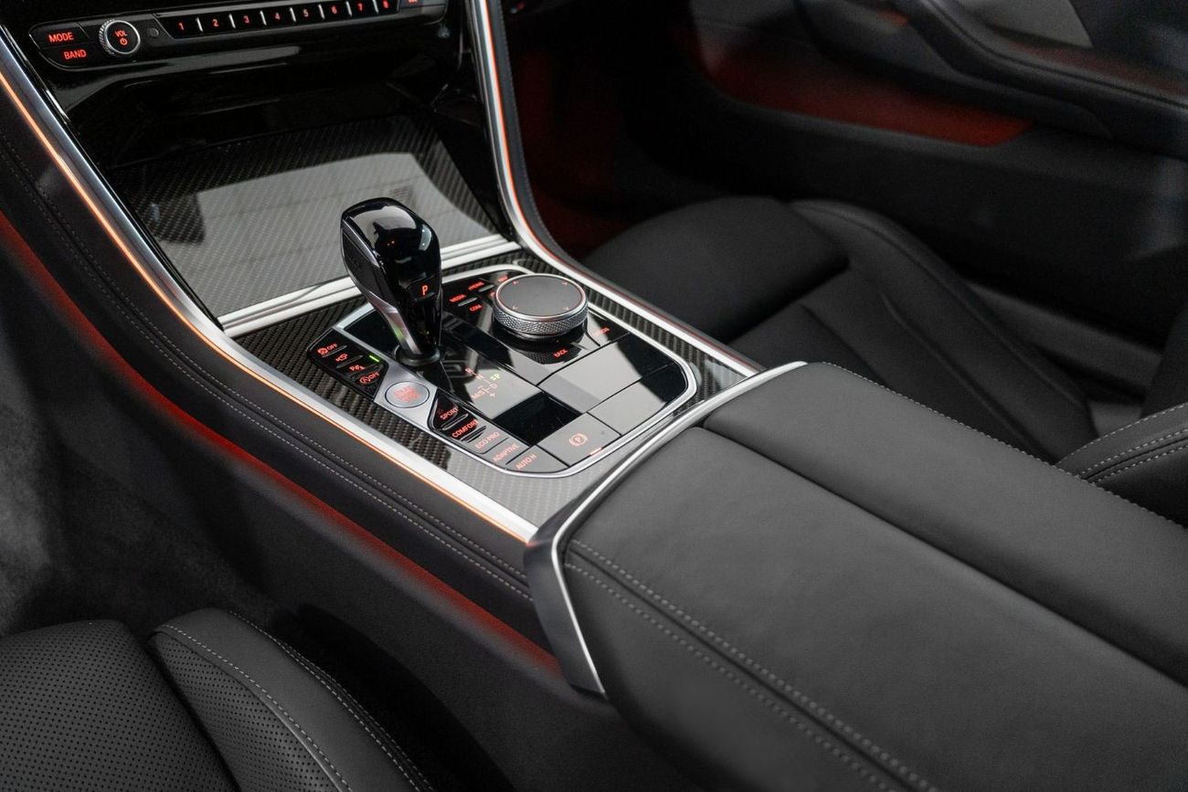 بي أم دبليو M850i 2023 BMW 850i M-Sport / Performance Package / Canadian Spec / Full PPF