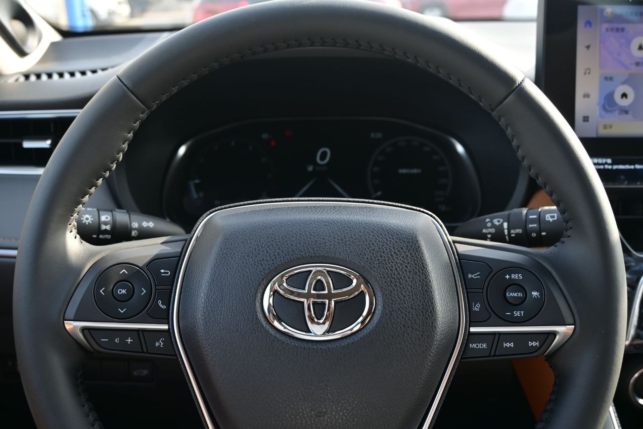 تويوتا فينزا Toyota Venza 2.0L Petrol, Model 2025 Color Black