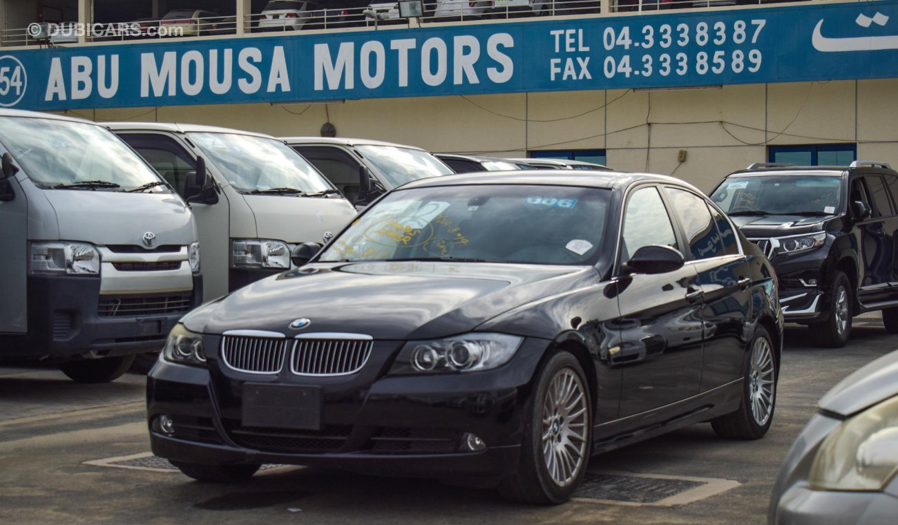 بي أم دبليو 325 i