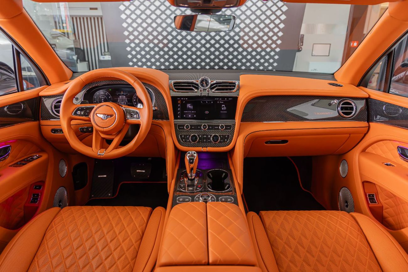 Bentley Bentayga ORIGINAL MANSORY  Bentayga - Crystal-Cut Headlights, Carbonado Evo Bespoke Carbon Exterior - 2025