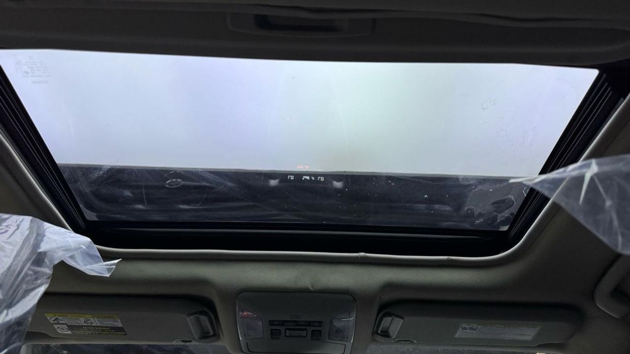 تويوتا راف ٤ XLE Full Option