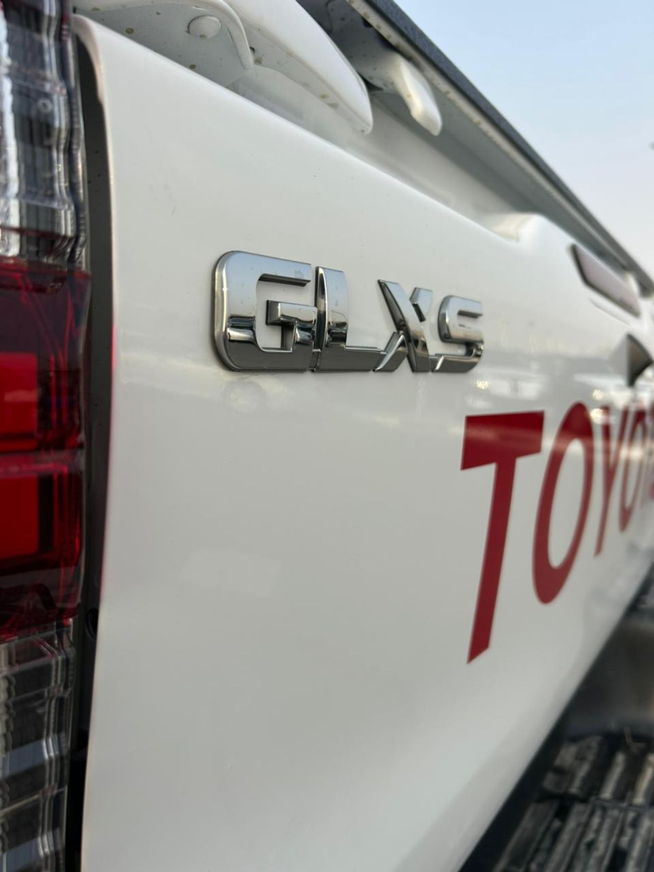 Toyota Hilux GLX 2.7L Double Cab Utility 4WD A/T