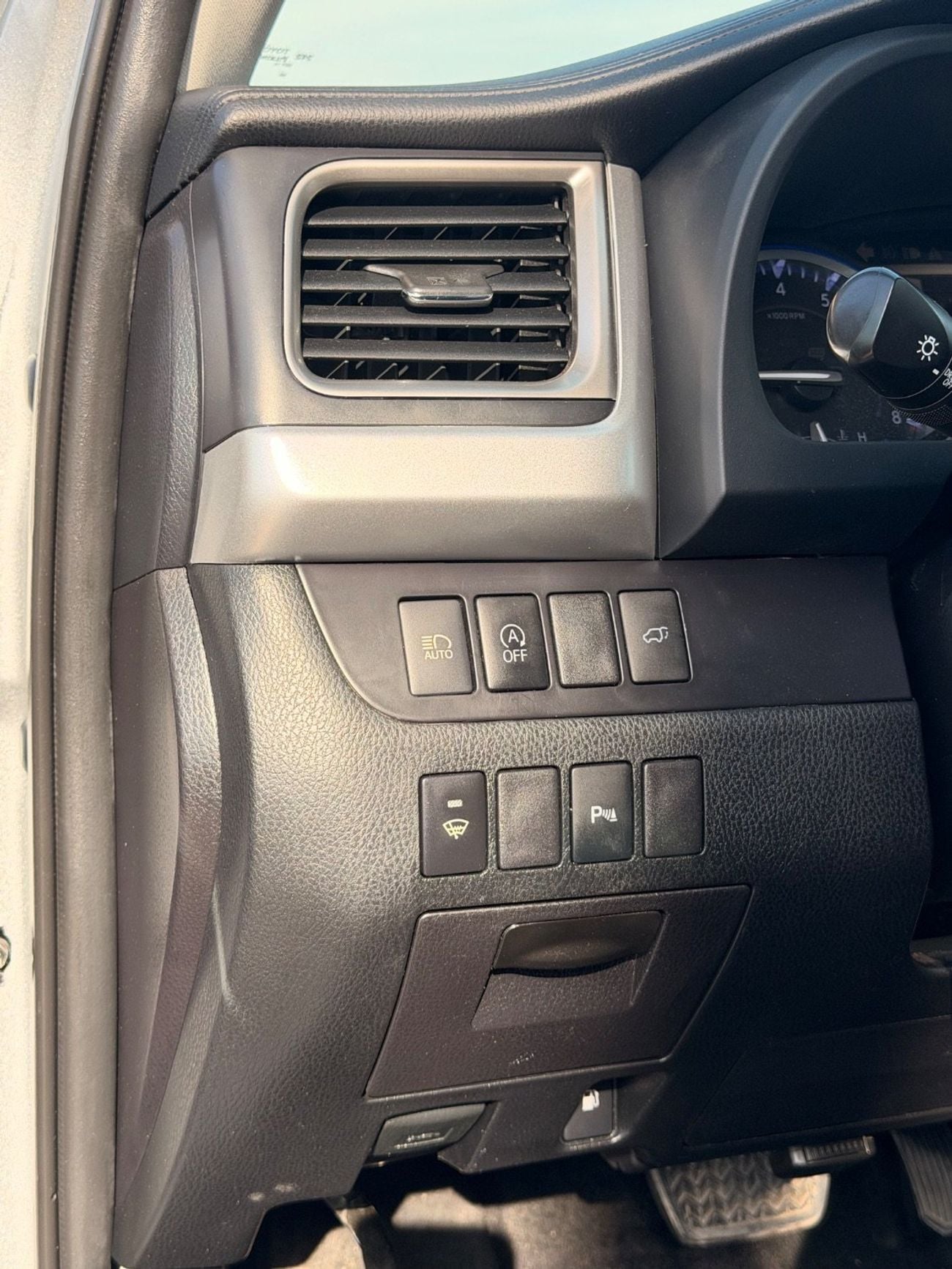 تويوتا هايلاندر Limited 3.6L // 2019 full option// sunroof, leather seats