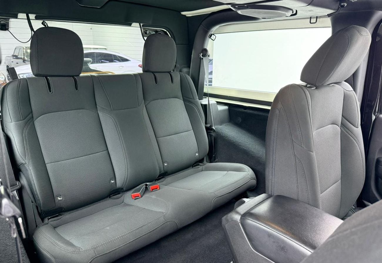 جيب رانجلر SPORT 2023 Jeep Wrangler Sport Jeepers Edition, 2028 Jeep Warranty, Full Jeep Service History, GCC
