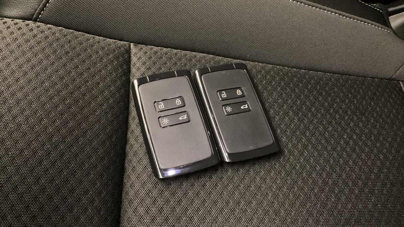 Renault Koleos PE 2.5L FWD PE | Guaranteed Warranty | 0 Down Payment